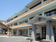 貴生川小学校校舎画像